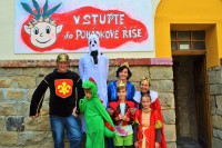 /album/fotogalerie-pohadkova-rise-fabula-kamenice-nad-lipou-zabavni-park/fotokoutek-a-pujcovna-kostymu-jpg1/